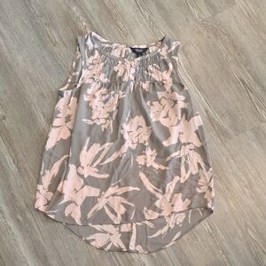 Simply Vera Lightweight Sleeveless Top